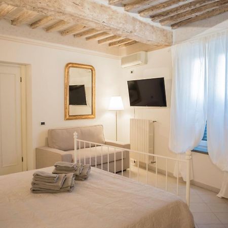 Casa Laurentius Pisa Luaran gambar